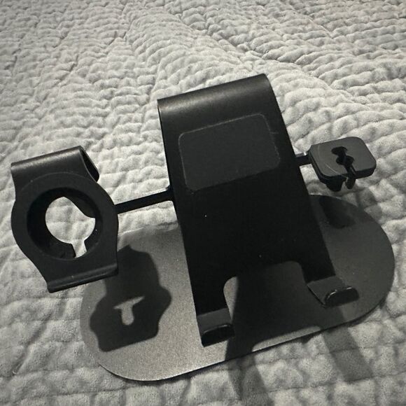 3-in-1 Charging Stand for Phone, Watch & Earbuds – Sleek & Practical - Picture 12 of 17